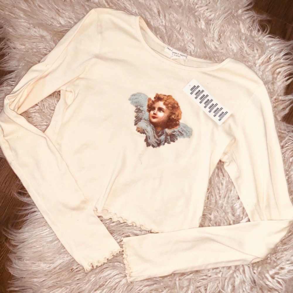 urban outfitter tee
